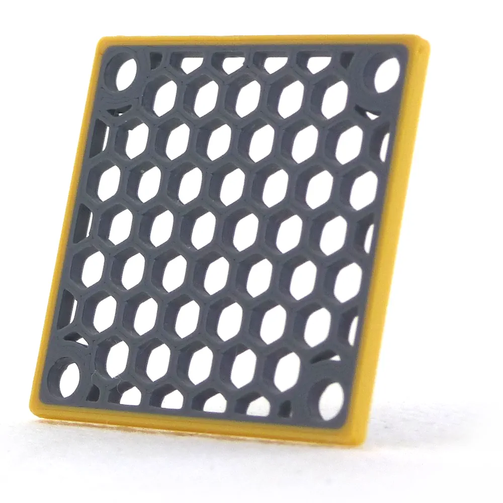 Fichier STL grille de protection entraxe: 32x32mm, maille: 4mm - Ø4mm generated online
