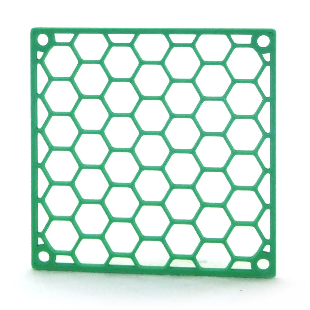 Fichier 3D STL grille alvéolée entraxe: 70x70mm, maille: 10mm - Ø4mm generated online