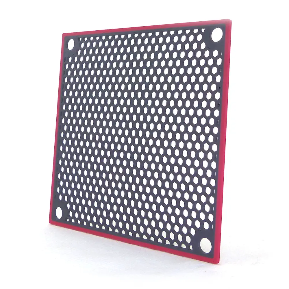 Fichier STL grille de protection entraxe: 110x110mm, maille: 4mm - Ø8mm generated online